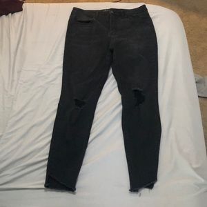 Faded ripped skinny jeans